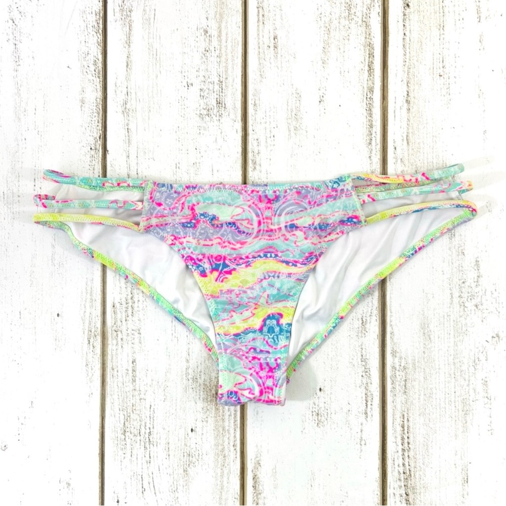 Victoria’s Secret Bikini Swim Bottom Medium